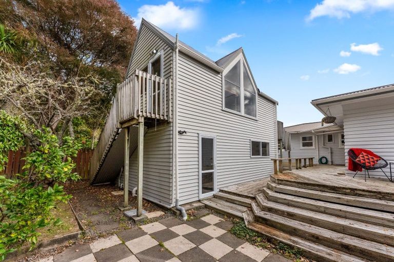 Photo of property in 18 Mountbatten Avenue, Hillcrest, Auckland, 0627