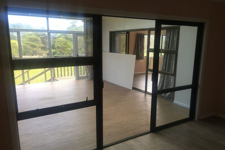 Photo of property in 695 State Highway 16, Kumeu, 0891