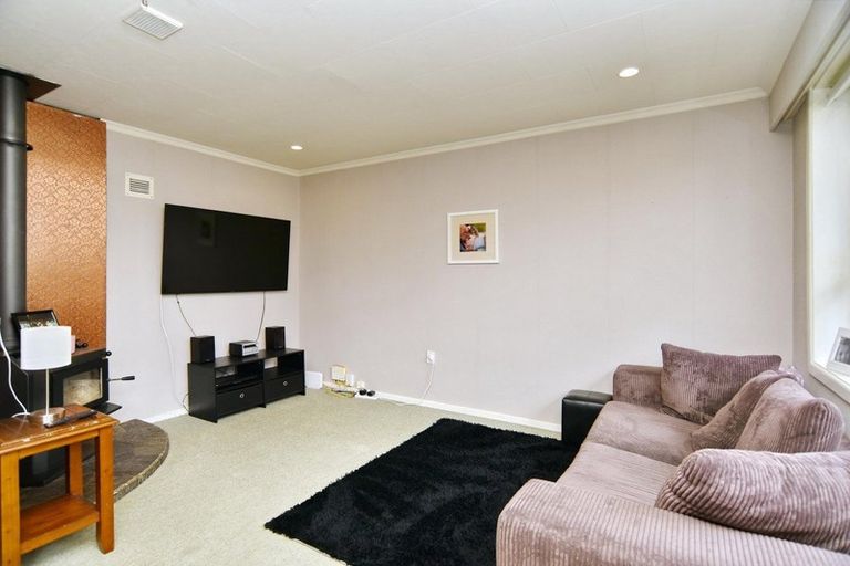 Photo of property in 1 Finlay Place, Woolston, Christchurch, 8023