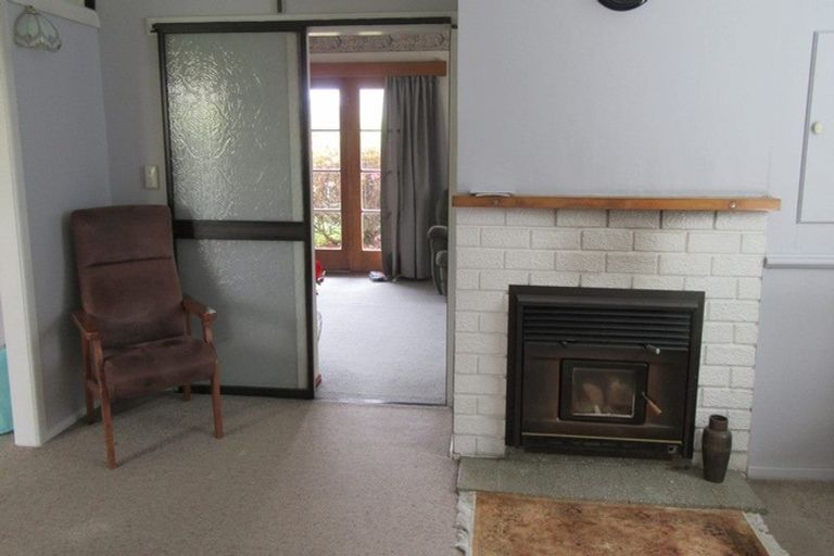 Photo of property in 28 Leonard Street, Waimate, 7924