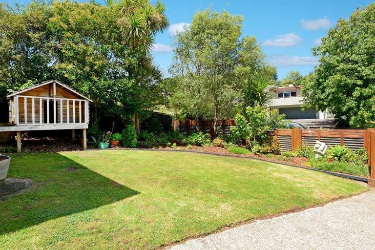 Photo of property in 56 Saffron Street, Birkdale, Auckland, 0626