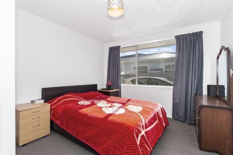 Photo of property in 2/144 Main North Road, Papanui, Christchurch, 8052