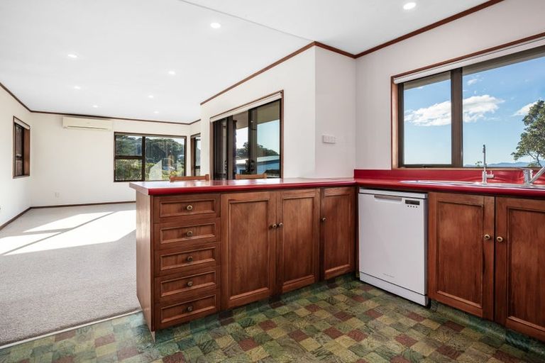 Photo of property in 8 Pukerua Beach Road, Pukerua Bay, 5026