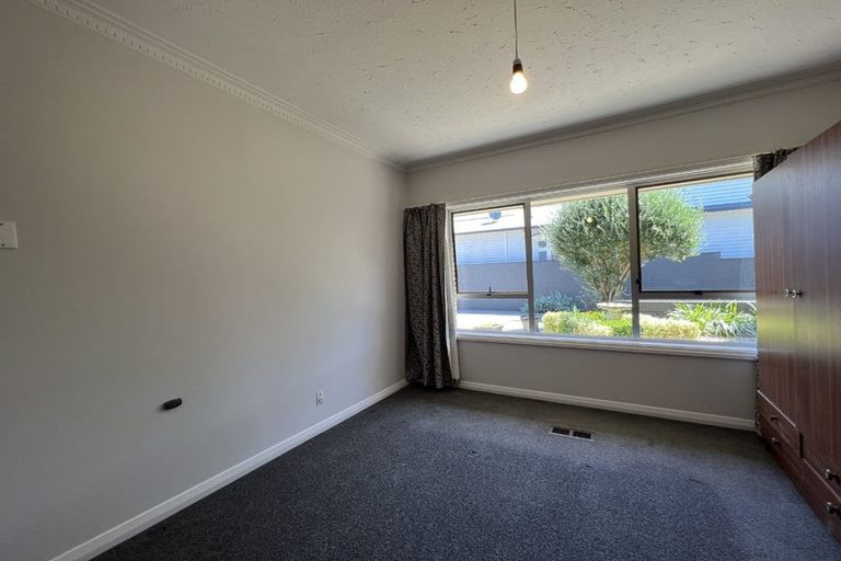 Photo of property in 1/39 Searells Road, Strowan, Christchurch, 8052