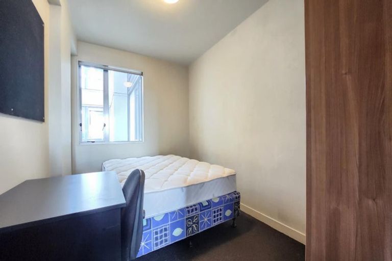 Photo of property in Cube Apartments, 5h/242 Taranaki Street, Mount Cook, Wellington, 6011