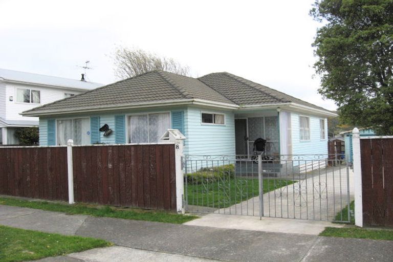 Photo of property in 8 Dewsbury Grove, Wainuiomata, Lower Hutt, 5014