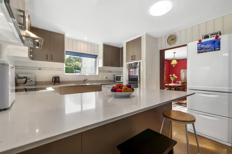 Photo of property in 32 Regent Street, Springfield, 7681