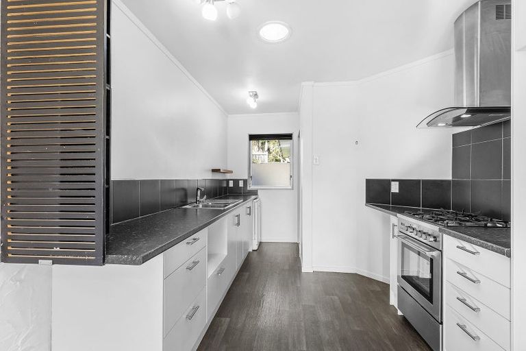 Photo of property in 5a Oak Avenue, Paremata, Porirua, 5024