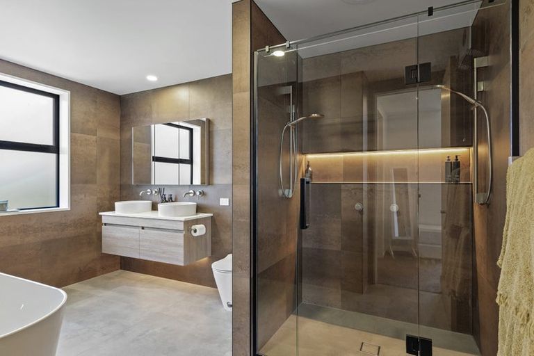 Photo of property in 20a Wroxton Terrace, Merivale, Christchurch, 8014