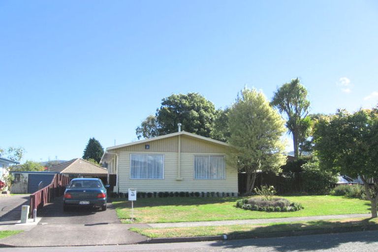 Photo of property in 33 Bonnie Glen Crescent, Ebdentown, Upper Hutt, 5018