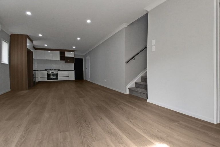 Photo of property in 9b Sari Place, Massey, Auckland, 0614