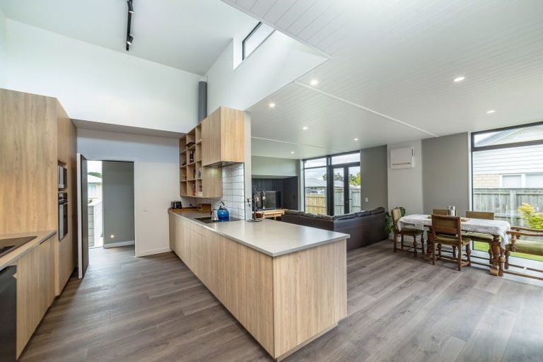 Photo of property in 31 Tarata Grove, Lansdowne, Masterton, 5810
