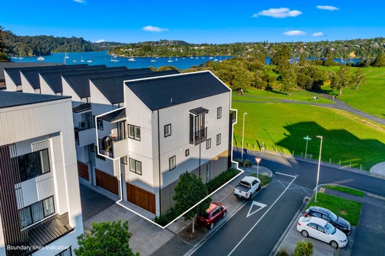 Photo of property in 22 Catalina Bay Drive, Hobsonville, Auckland, 0616