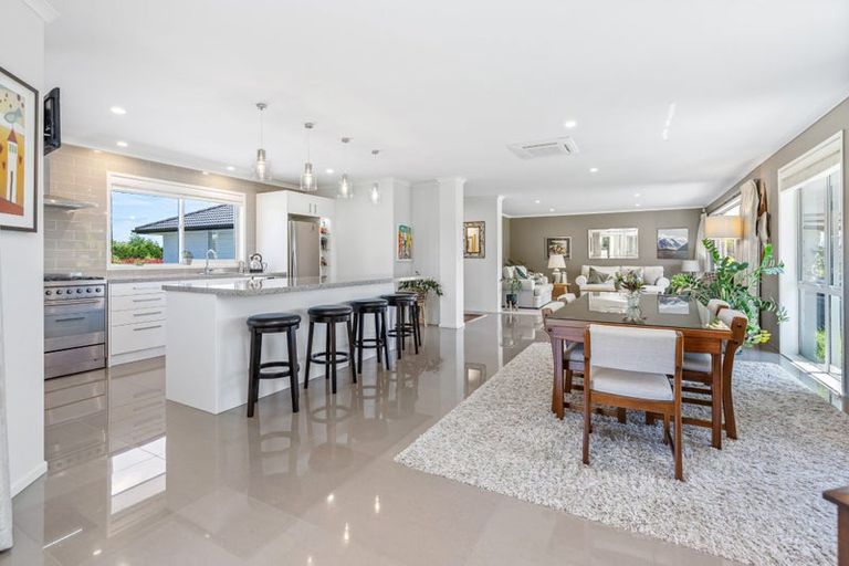 Photo of property in 9 Summerfield Way, Parahaki, Whangarei, 0112