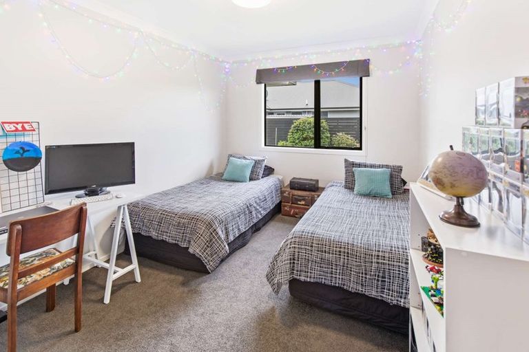 Photo of property in 17 Tirimoana Place, Otamatea, Whanganui, 4501