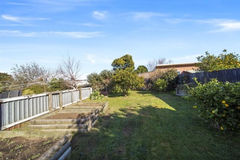Photo of property in 23 Campbell Street, Hawera, 4610