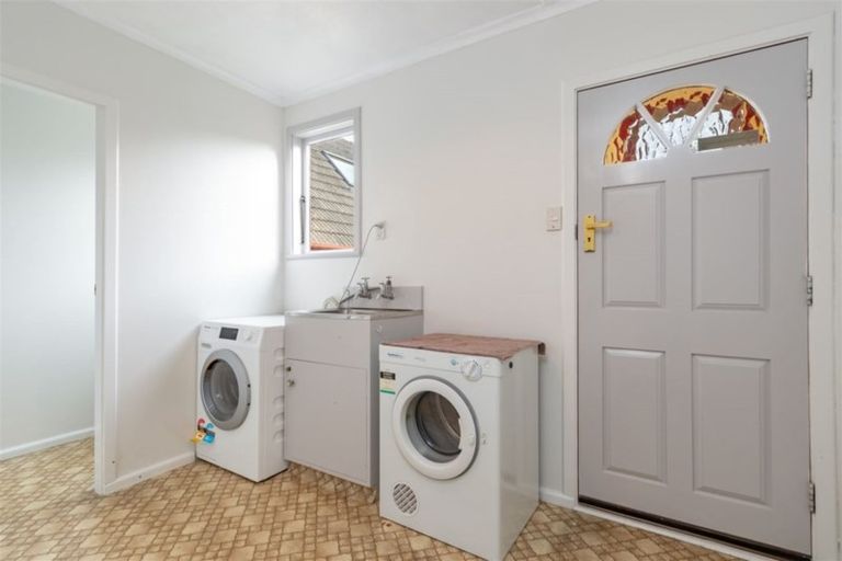 Photo of property in 28 Dyer Street, Epuni, Lower Hutt, 5011