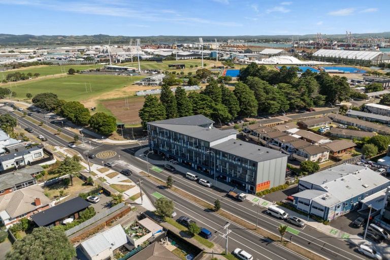 Photo of property in 4/436 Maunganui Road, Mount Maunganui, 3116