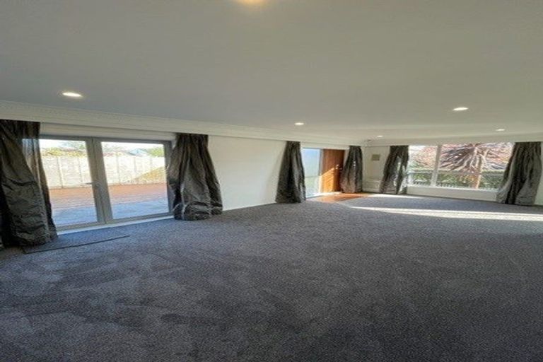 Photo of property in 9 Powell Crescent, Ilam, Christchurch, 8041