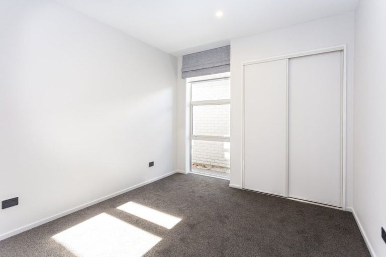 Photo of property in 157 Yaldhurst Road, Sockburn, Christchurch, 8042