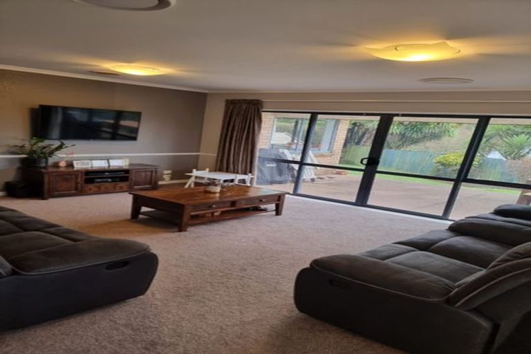 Photo of property in 24 Edward Payton Grove, Pukehangi, Rotorua, 3015