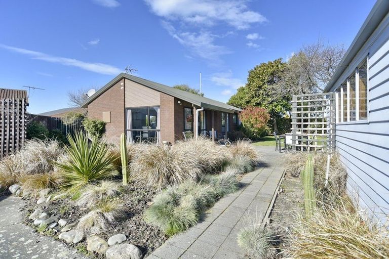 Photo of property in 6 Heriott Close, Burwood, Christchurch, 8083