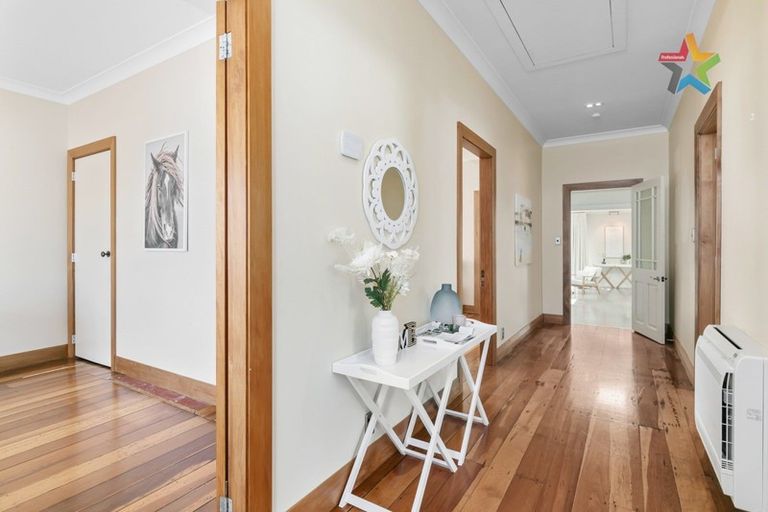 Photo of property in 9 Huia Street, Petone, Lower Hutt, 5012