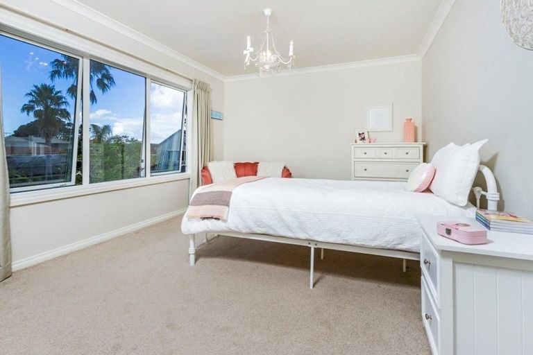 Photo of property in 315a Beach Road, Campbells Bay, Auckland, 0630