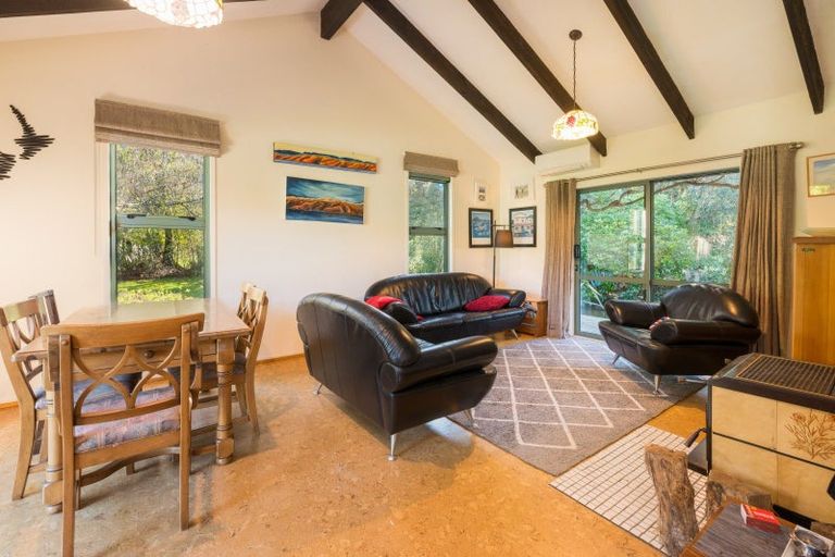 Photo of property in 5b Lady Cobham Grove, Anakiwa, Picton, 7281