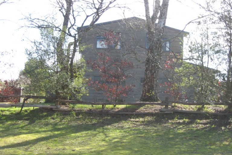 Photo of property in 16 Oruatua Avenue, Tauranga Taupo, Turangi, 3382