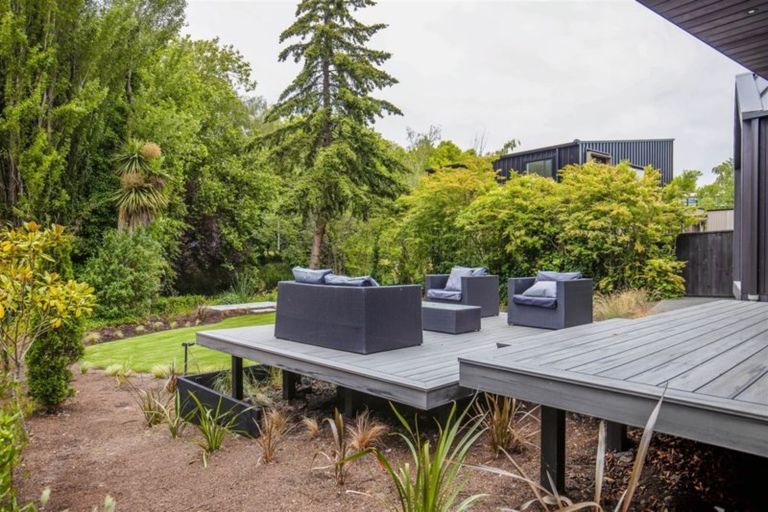 Photo of property in 1b Wood Lane, Fendalton, Christchurch, 8014