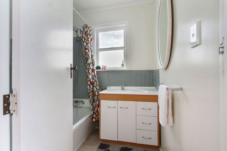 Photo of property in 17a Keven Road, Clarks Beach, Pukekohe, 2679