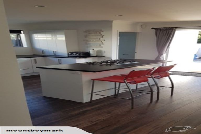 Photo of property in 12a Valley Road, Mount Maunganui, 3116