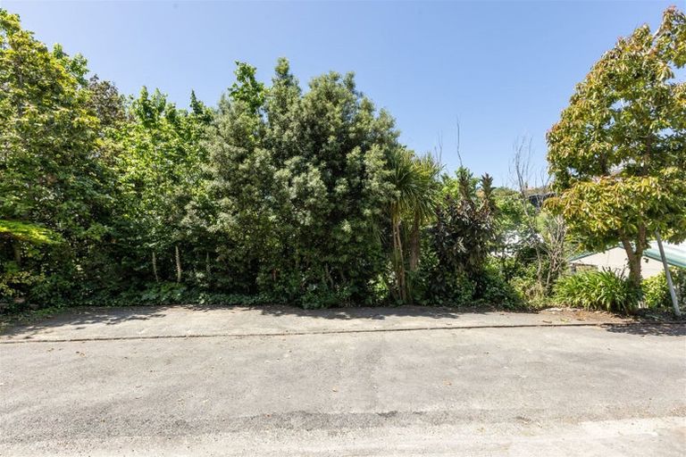 Photo of property in 84 Milton Road, Bluff Hill, Napier, 4110