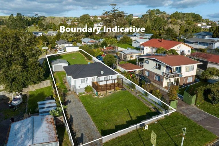 Photo of property in 3 Johnston Road, Kawakawa, 0210