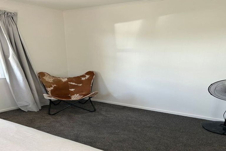 Photo of property in 2/9 Keeney Court, Papakura, 2110