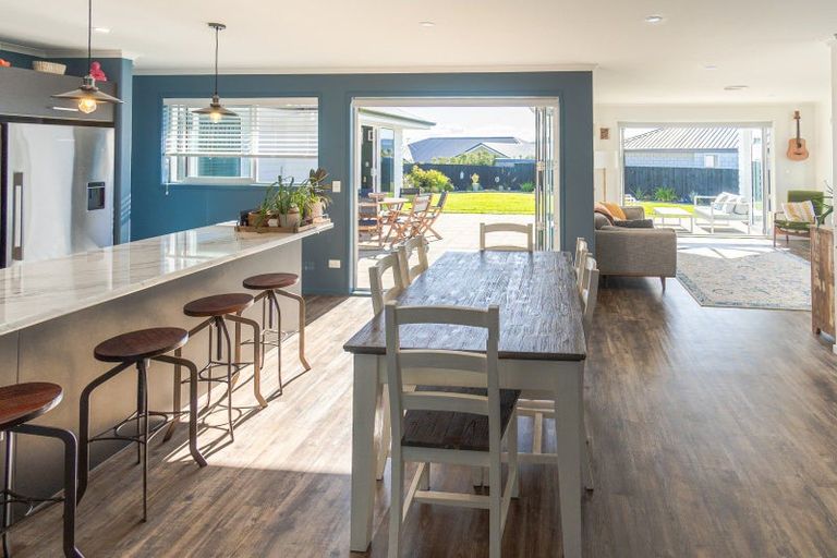 Photo of property in 4 Korokia Way, Richmond Heights, Taupo, 3330