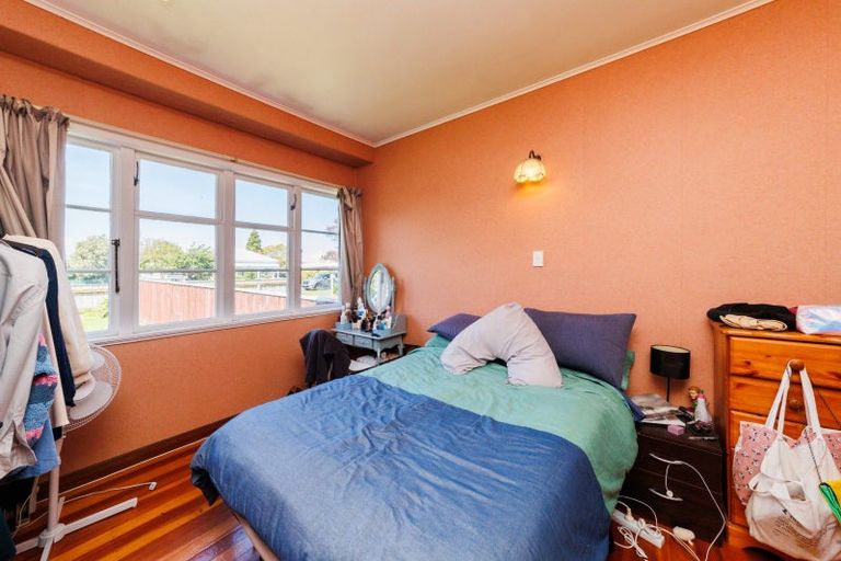 Photo of property in 16 Millar Street, Terrace End, Palmerston North, 4410