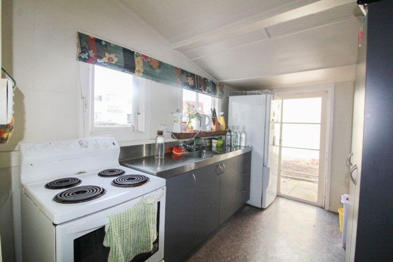 Photo of property in 102 Albany Street, North Dunedin, Dunedin, 9016