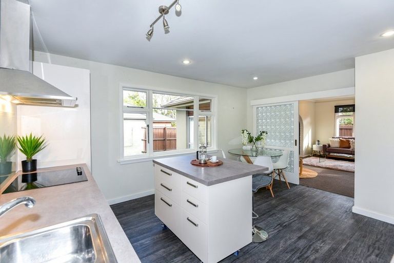 Photo of property in 55 Harris Crescent, Papanui, Christchurch, 8053