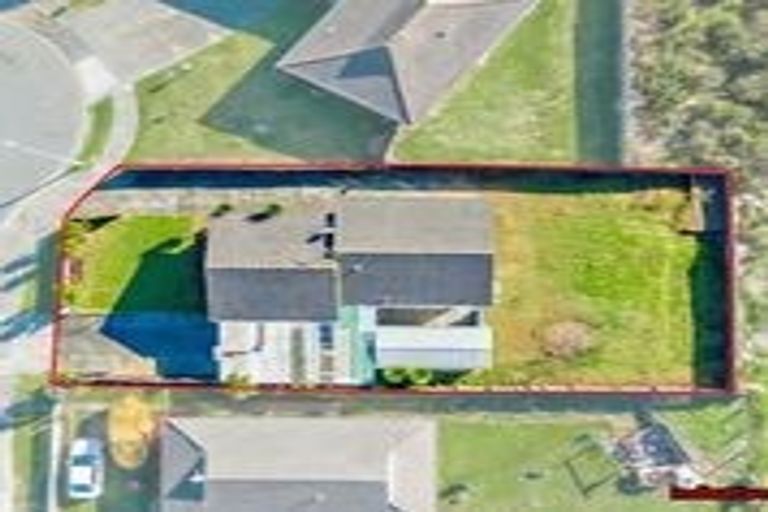 Photo of property in 68 Chelburn Crescent, Mangere East, Auckland, 2024