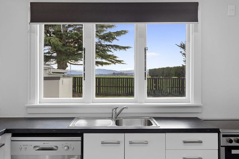 Photo of property in 1275 Main North Road, Waikuku, Kaiapoi, 7691