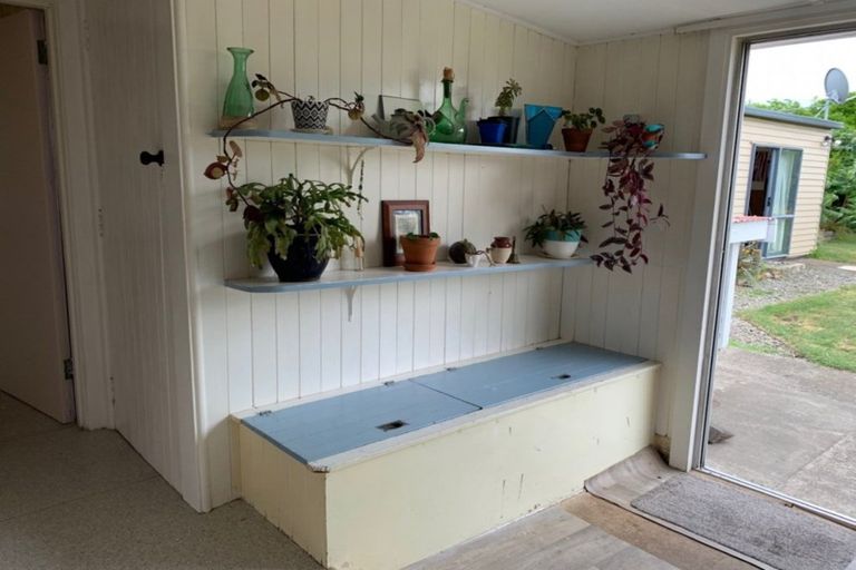 Photo of property in 47 Charlotte Street, Takapau, 4203