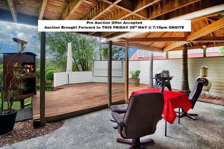 Photo of property in 315 Sturges Road, Henderson Valley, Auckland, 0612
