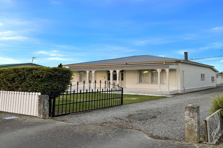 Photo of property in 102 Perry Street, Masterton, 5810