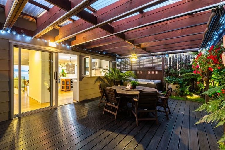 Photo of property in 7 Ocean Parade, Pukerua Bay, 5026