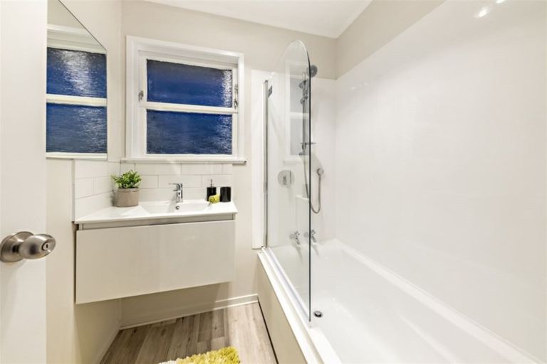 Photo of property in 135 Rowandale Avenue, Manurewa, Auckland, 2102