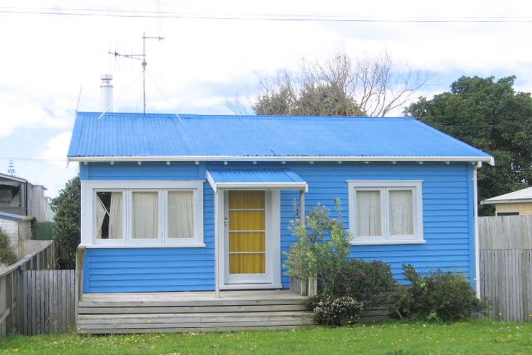 Photo of property in 18 Marine Avenue, Waihi Beach, 3611