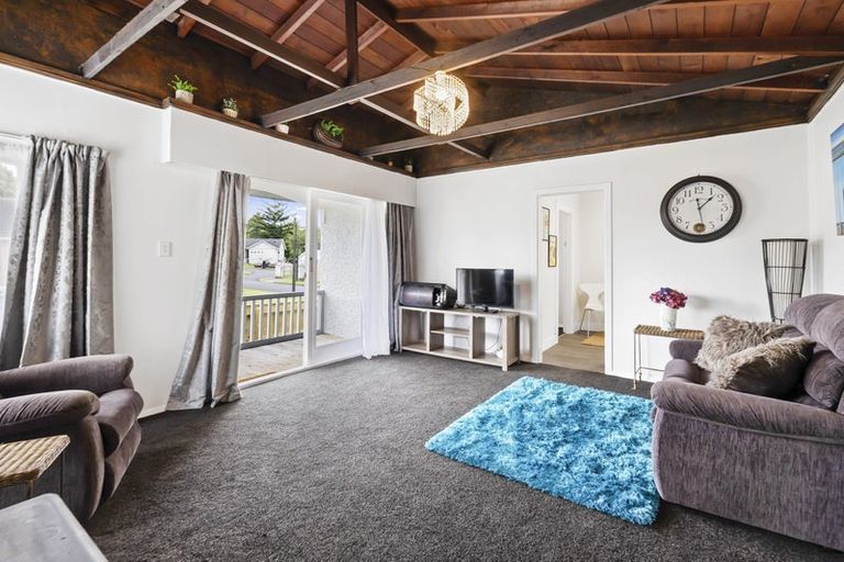 Photo of property in 110a Cook Street, Marfell, New Plymouth, 4310