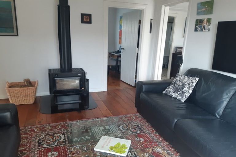 Photo of property in 20a Malcolm Street, Martinborough, 5711